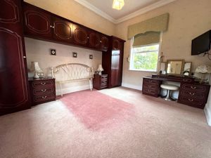 Photo 17- click for photo gallery